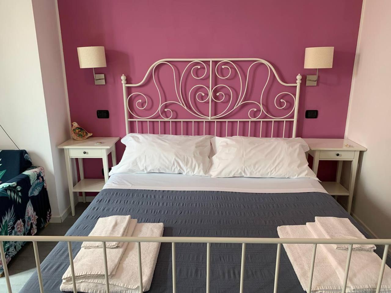 טאורמינה Guest House Le Sibille מראה חיצוני תמונה